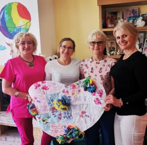 ŻCZENIA NA DZIEŃ PIELĘGNIARKI, OPIEKUNKI MEDYCZNEJ, FARMACEUTKI